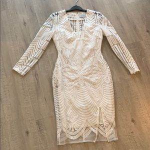 White long sleeved dress